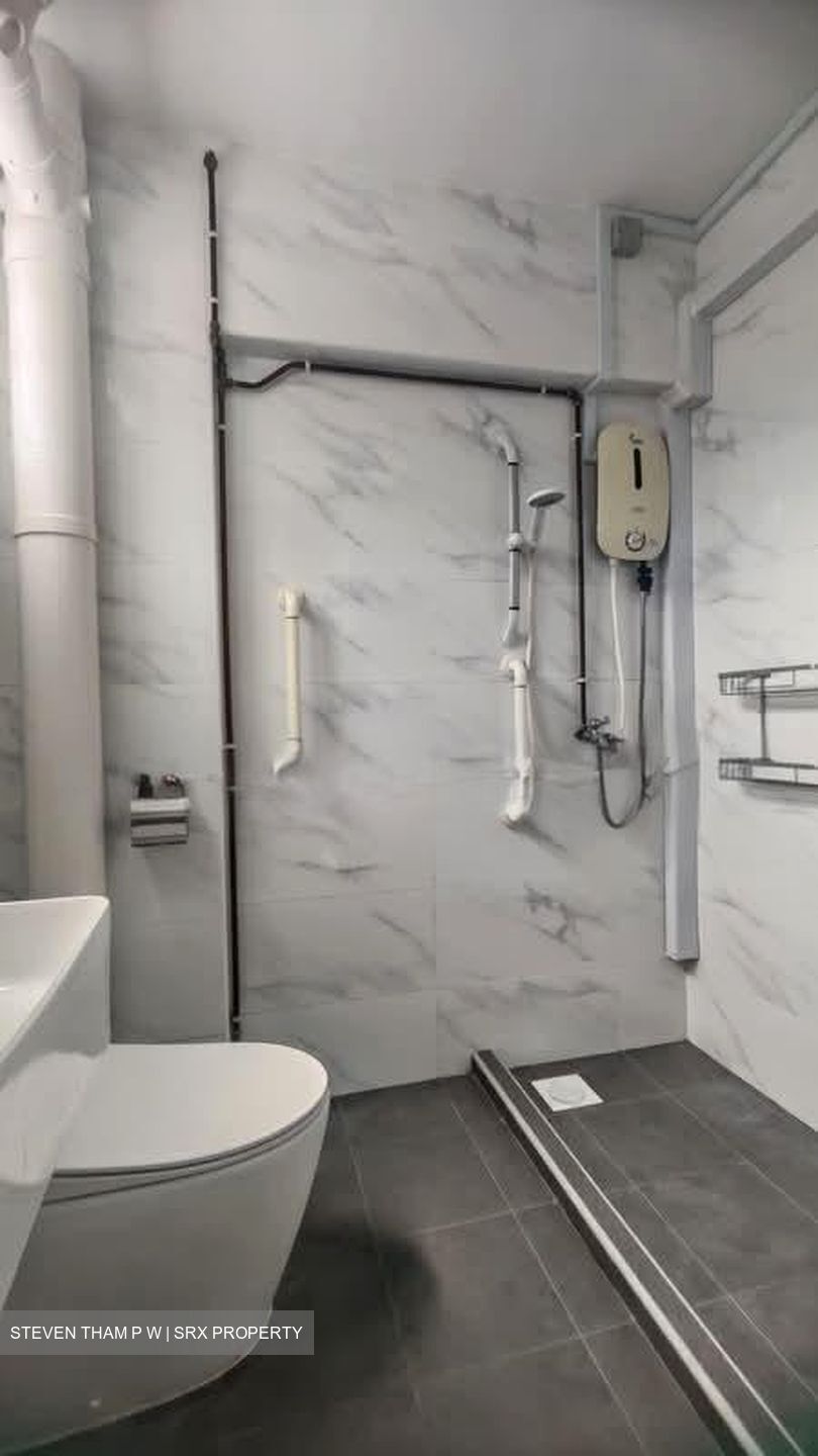 Blk 4 Toh Yi Gardens (Bukit Timah), HDB 4 Rooms #543040001